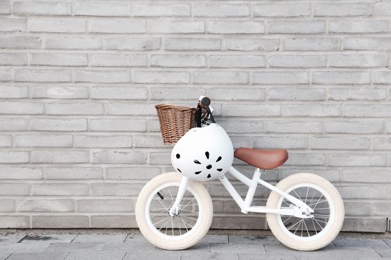 henry retro wicker kids bike basket