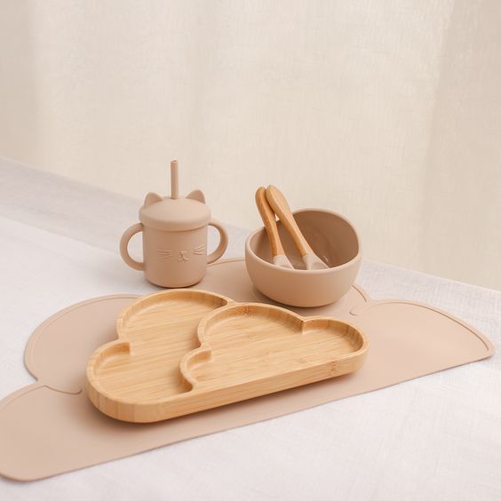 thea wooden feeding set 6pcs